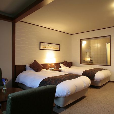 Lakeside Villa Suimeikaku Chitose  Esterno foto